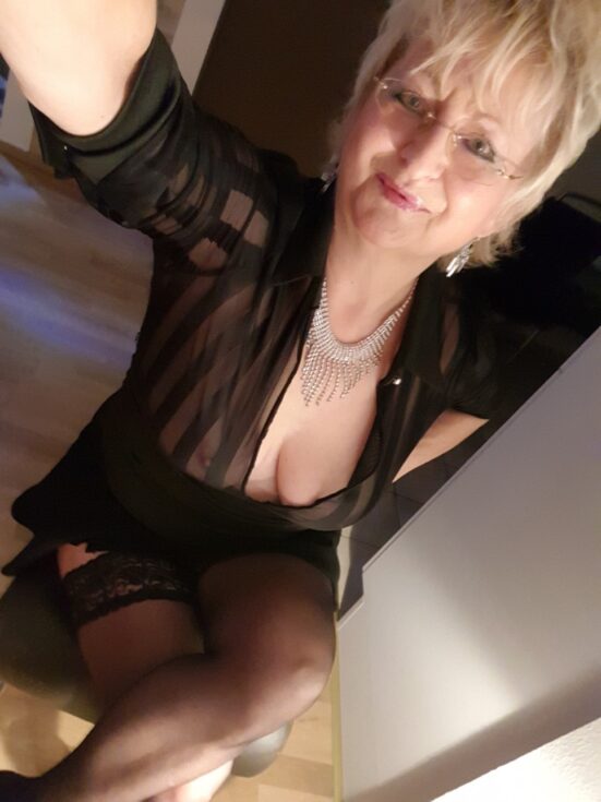 iskusna mladolika matorka