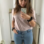 Druželjubiva skromna :)