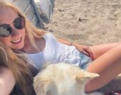 Lepa slatka malo stidljiva