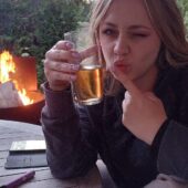 otkačena neustrašiva