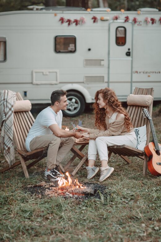 Devojke za upoznavanje par