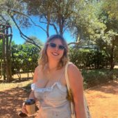 moj osmeh samo moze da se pojaca